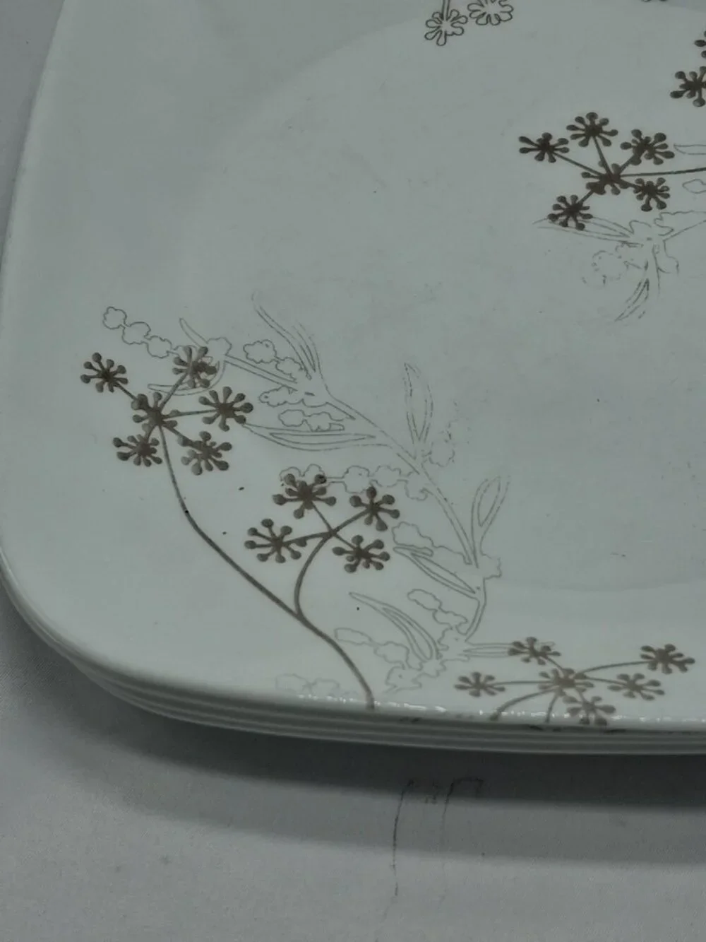 Corelle Shadow Dance Square LUNCHEON Plates 9" - White Brown Flower -Vitrelle - Picture 2 of 9